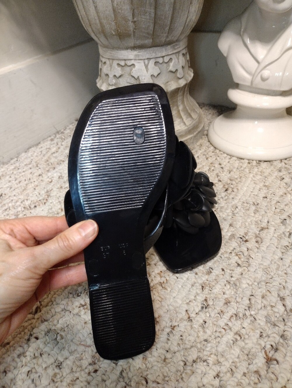 Jeffrey Campbell "Fleuris" 3-D Floral Black Jelly Flip-Flop Sandals - Picture 3 of 5